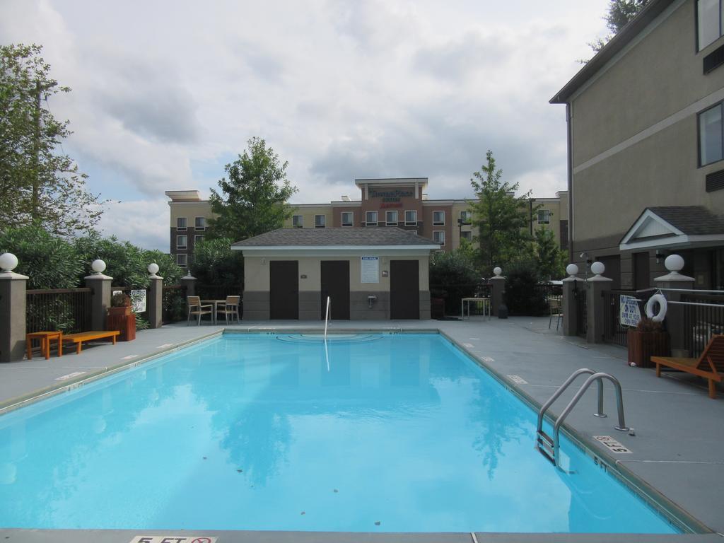Baymont By Wyndham Columbia Fort Jackson מראה חיצוני תמונה